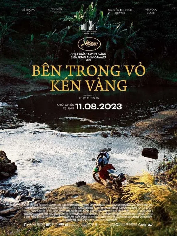 Poster phim Bên Trong Vỏ Kén Vàng trên SubNhanh